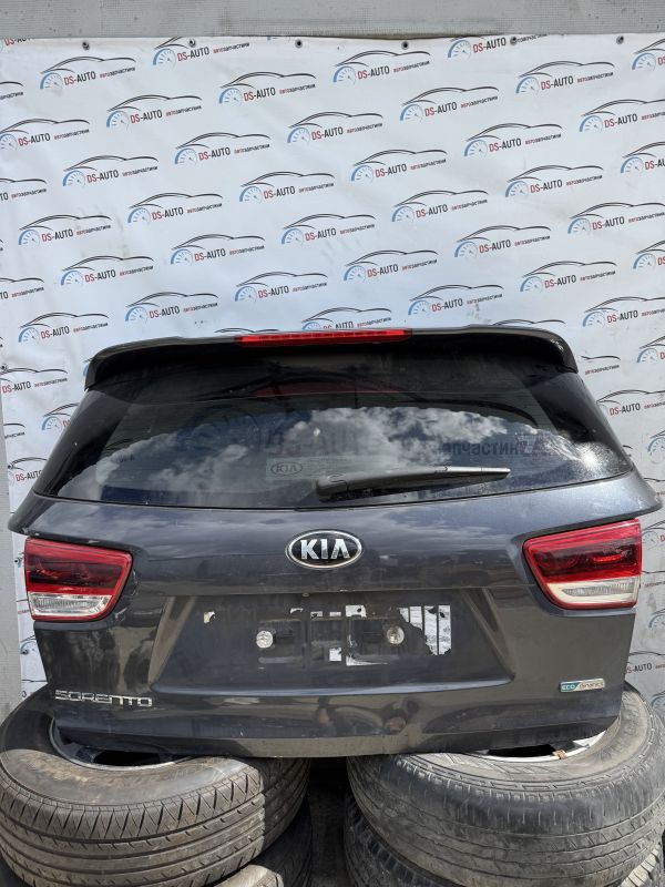 Ляда Кришка Багажника Kia Sorento 3 
